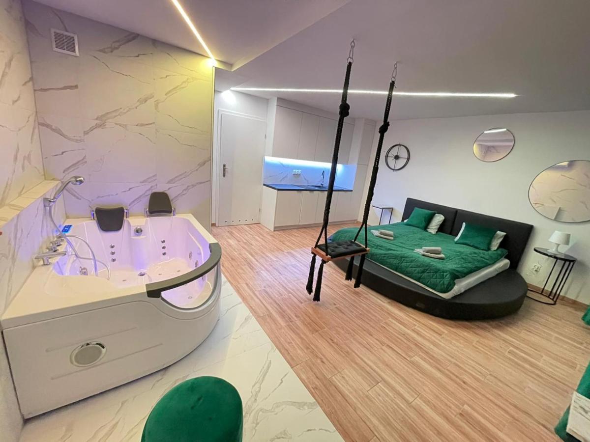 Yourapart Jacuzzi Przy Zamku Krolewskim Warsaw Luaran gambar