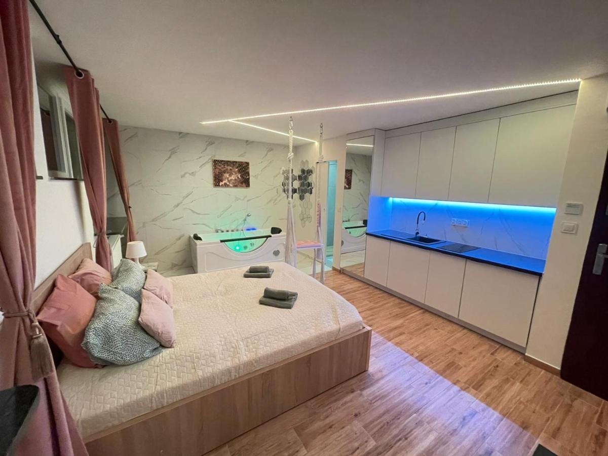 Yourapart Jacuzzi Przy Zamku Krolewskim Warsaw Luaran gambar