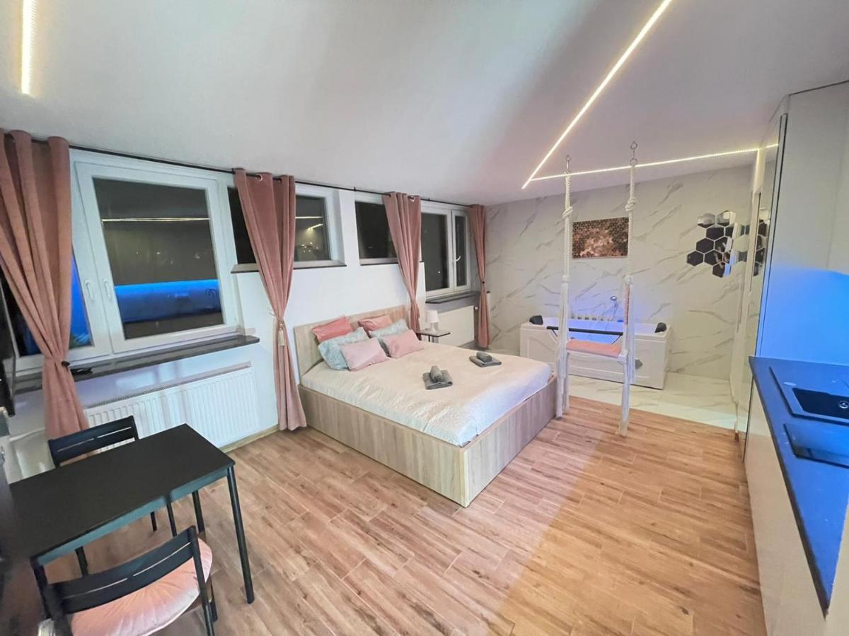 Yourapart Jacuzzi Przy Zamku Krolewskim Warsaw Luaran gambar